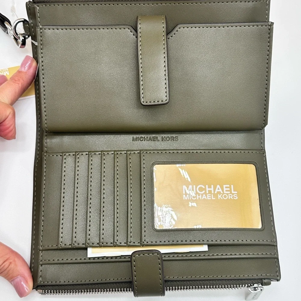 Michael Kors Olive Multi Jet Set Wristlet